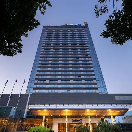 Radisson Blu Latvija Conference & Spa Hotel, Riga-2